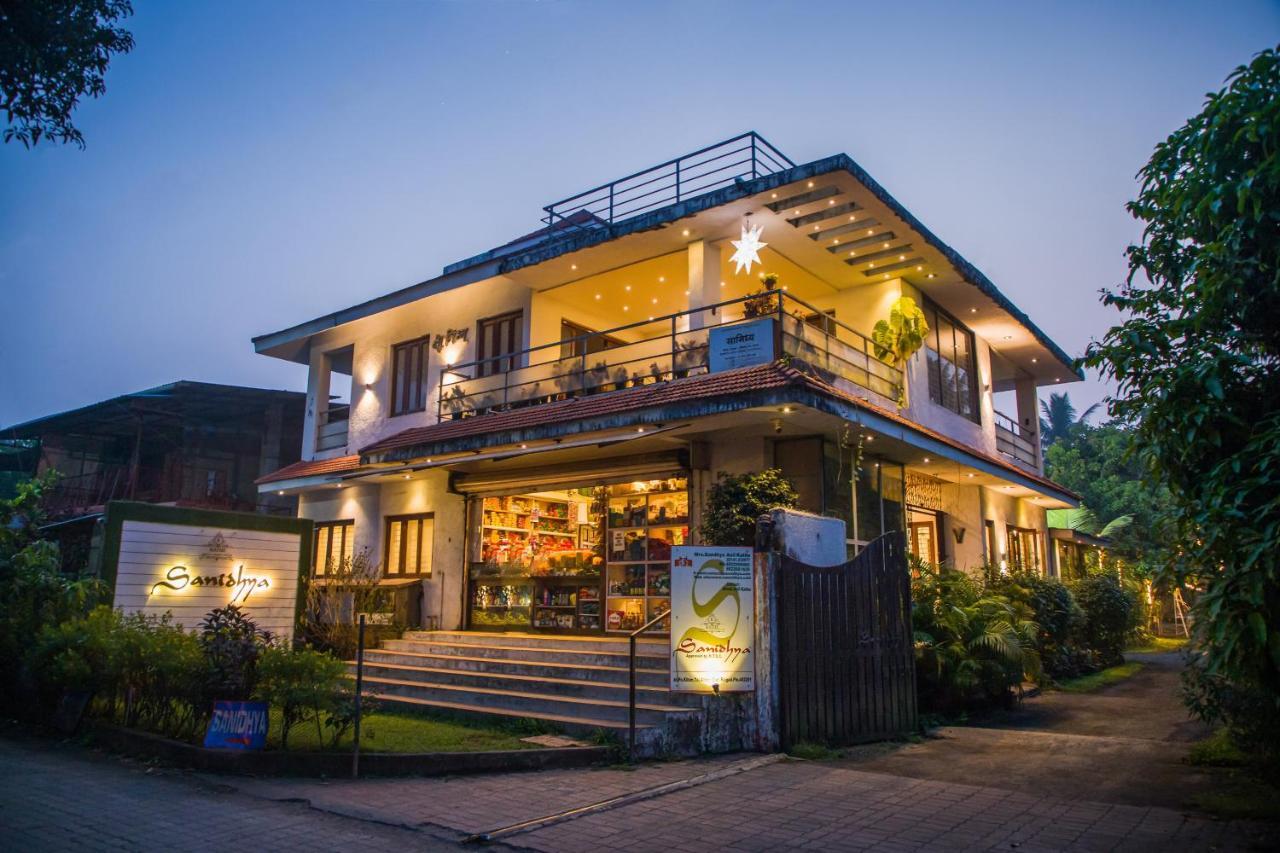 Sanidhya Beach Resort Alībāg Eksteriør billede