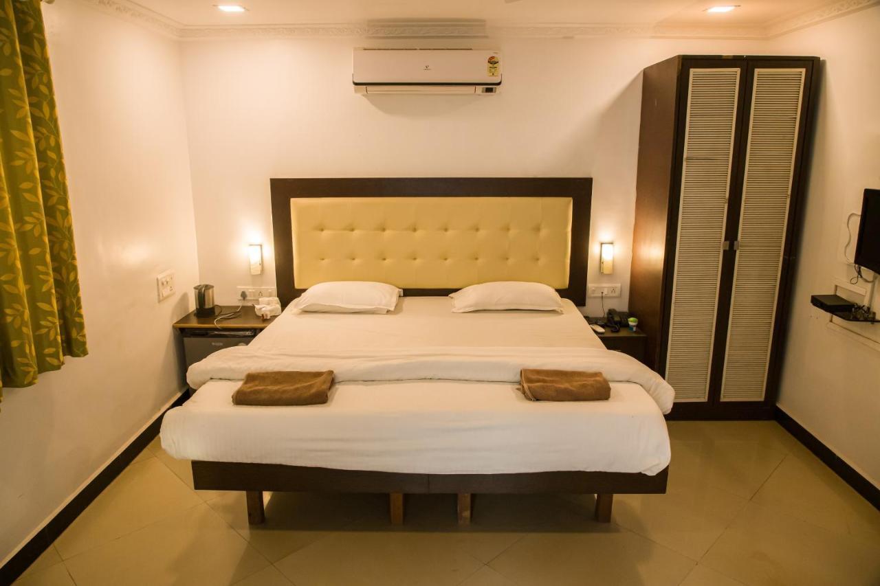 Sanidhya Beach Resort Alībāg Eksteriør billede