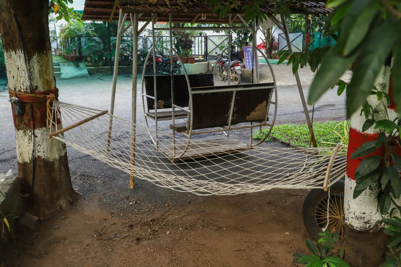 Sanidhya Beach Resort Alībāg Eksteriør billede