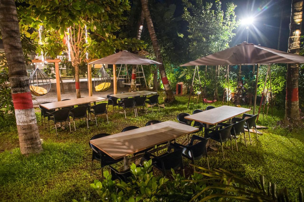 Sanidhya Beach Resort Alībāg Eksteriør billede